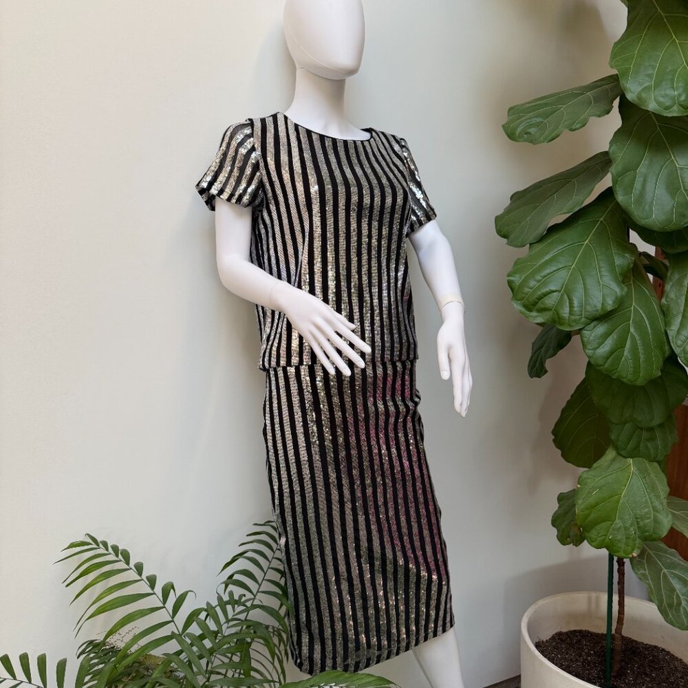 NWT Black Silver Sequin Stripe Pencil Skirt & Top Set - M